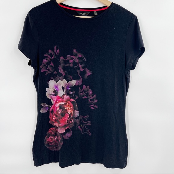Ted Baker London Tops - TED Baker London Floral short sleeve tee size L